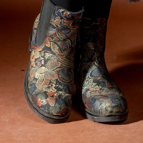 Unique Leather Chelsea Boots with Floral Print - Size 8 - Picture 6 of 7